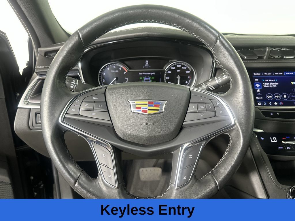 Used 2023 Cadillac XT5 Luxury FWD image 13