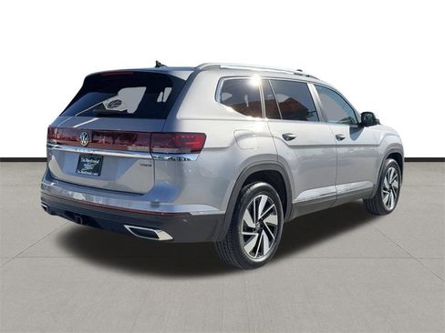 New 2025 Volkswagen Atlas SEL image 6