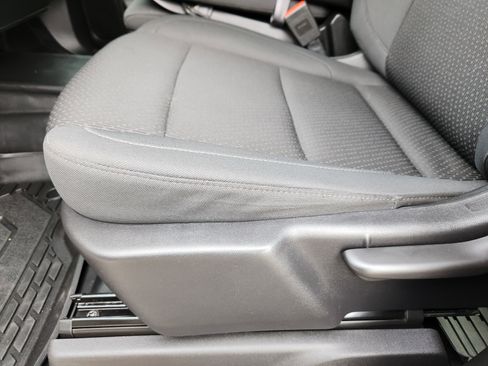 Used 2025 GMC Sierra 2500 Pro w/ 1SA Pro Safety Plus Package image 10