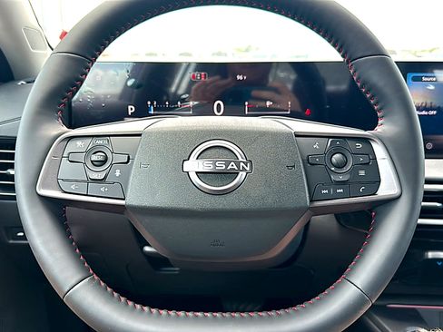 New 2026 Nissan Sentra SR w/ Floor Mat Package FWD image 17