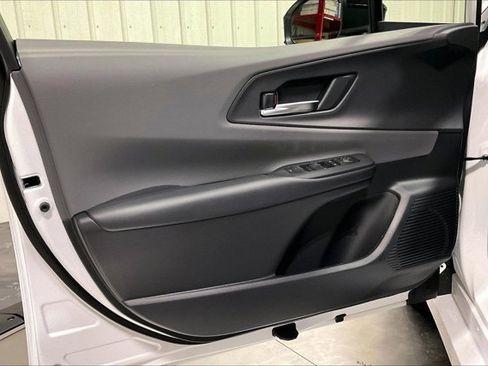 New 2026 Toyota Prius XLE image 24