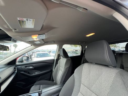 Used 2025 Nissan Rogue SV AWD/4WD image 32