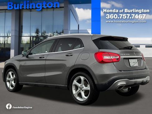 Used 2018 Mercedes-Benz GLA 250 4MATIC image 4
