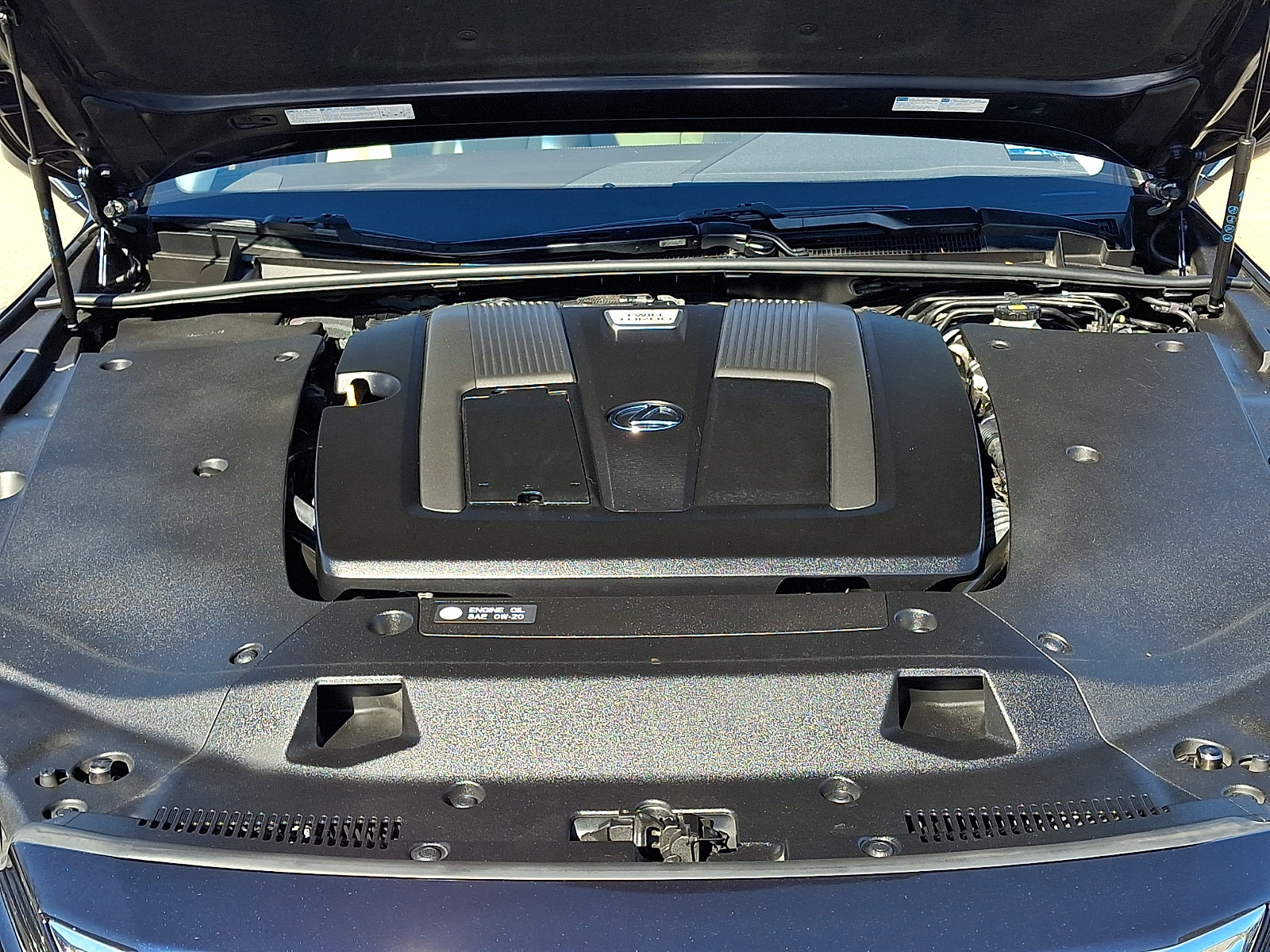 Used 2019 Lexus LS 500 AWD w/ Accessory Package (Z2) image 28