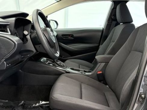 Used 2024 Toyota Corolla LE FWD image 11