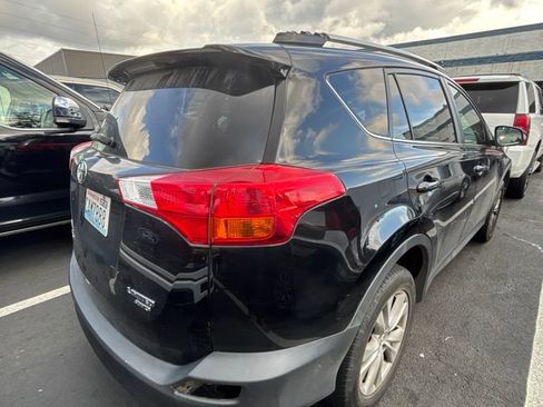 Used 2015 Toyota RAV4 Limited AWD/4WD image 4
