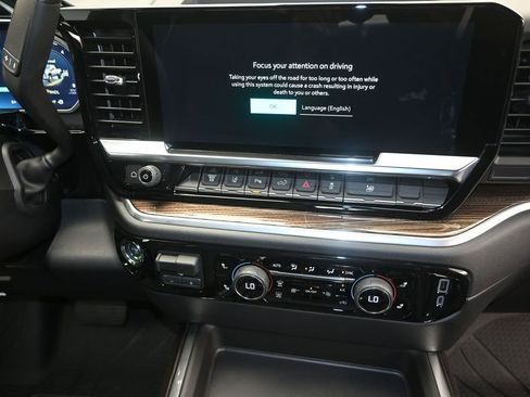 New 2026 Chevrolet Silverado 3500 LT w/ All Star Edition AWD/4WD image 31