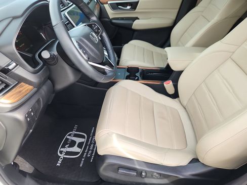 Used 2022 Honda CR-V Touring image 10