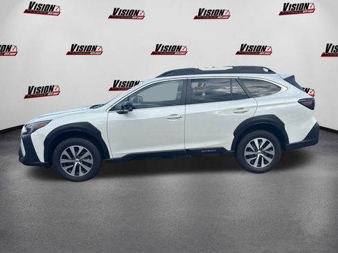 Used 2023 Subaru Outback Premium image 8