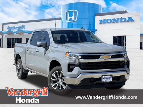Used 2024 Chevrolet Silverado 1500 LT image 1
