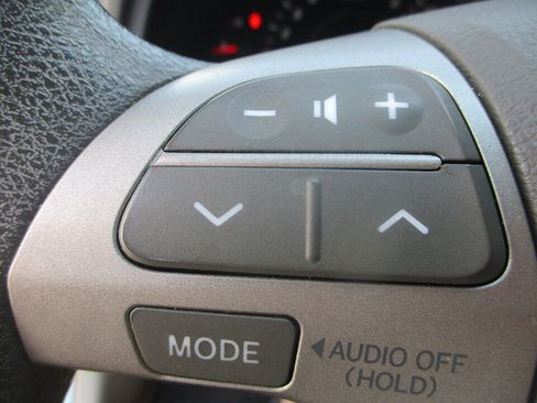 Used 2007 Toyota Camry LE FWD image 32