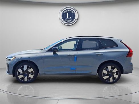 New 2025 Volvo XC60 T8 Plus w/ Protection Package Premier image 4