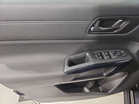 New 2026 Nissan Pathfinder SV AWD/4WD image 10