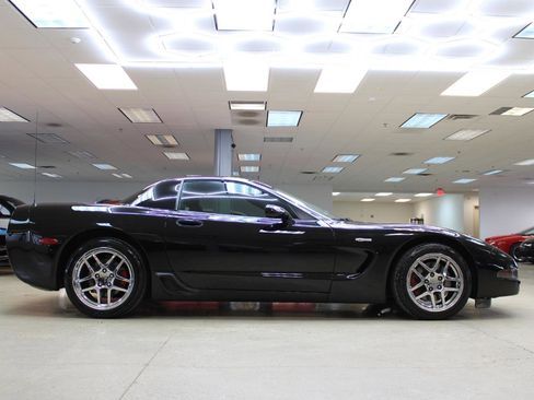 Used 2003 Chevrolet Corvette Z06 w/ Memory Package, 3 Drivers RWD image 27