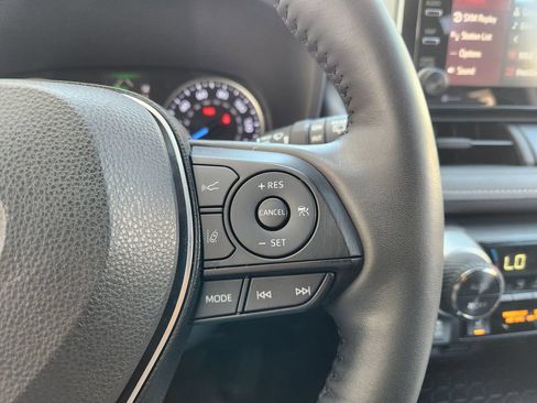 Used 2020 Toyota RAV4 XLE w/ Convenience Package AWD/4WD image 29