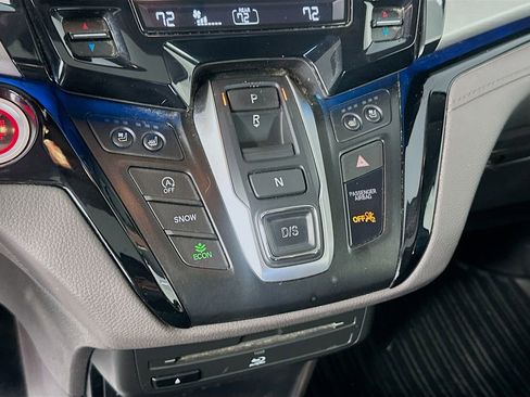 Used 2019 Honda Odyssey Elite image 17