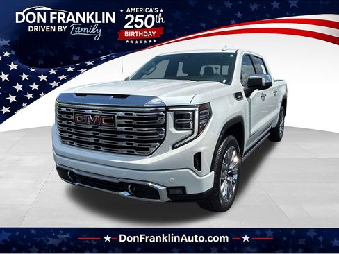 Used 2023 GMC Sierra 1500 Denali w/ Denali Reserve Package AWD/4WD image 1