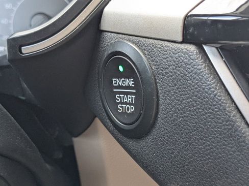 Used 2021 Ford Escape SE w/ Convenience Package image 30