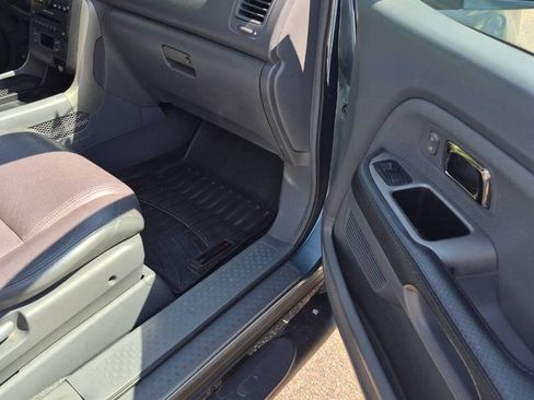 Used 2005 Honda Pilot EX-L image 16