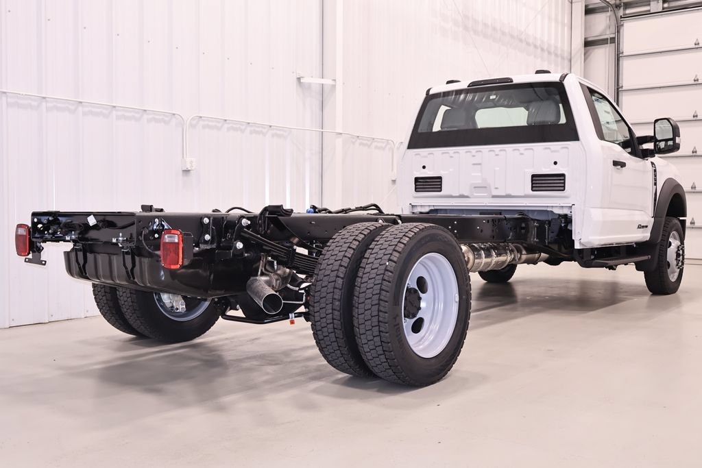 New 2026 Ford F550 4x4 Regular Cab Super Duty image 9