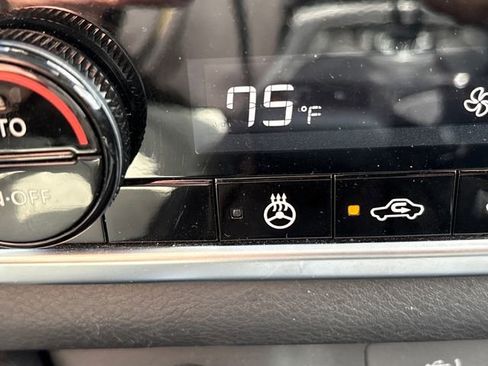 Certified 2023 Nissan Rogue SV w/ SV Premium B Package image 21