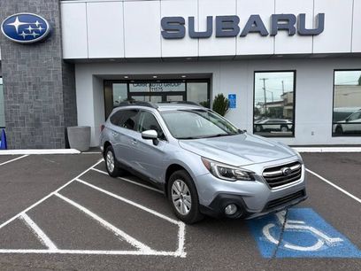 Used 2019 Subaru Outback 2.5i Premium w/ Popular Package #2
