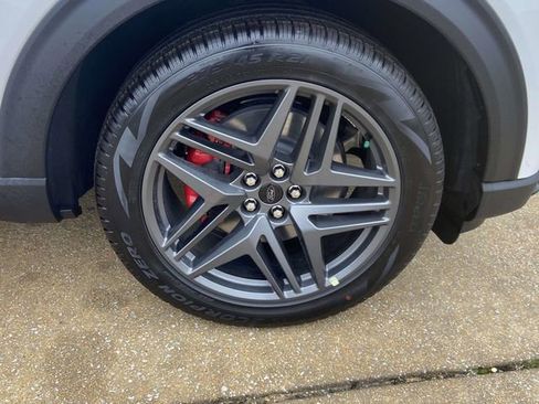 New 2026 Ford Explorer ST-Line w/ ST-Line Street Pack RWD image 7