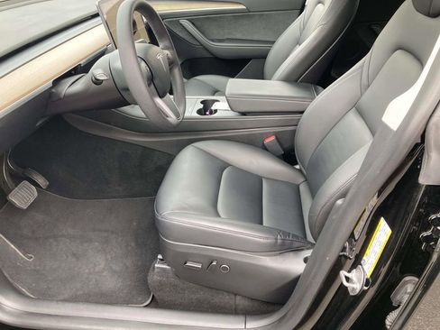 Used 2023 Tesla Model Y Long Range image 20