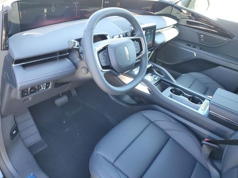 New 2026 Lincoln Nautilus Premier AWD/4WD image 19