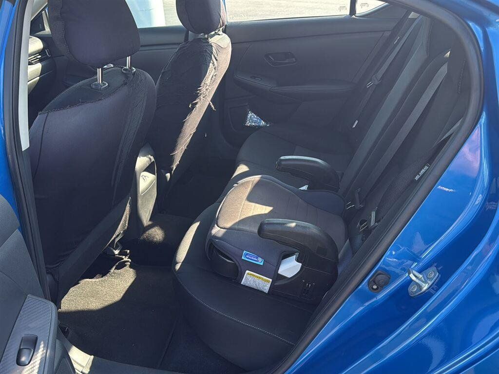 Used 2025 Nissan Sentra SV FWD image 13