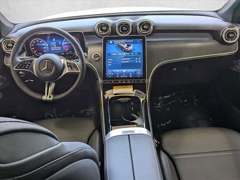 Certified 2025 Mercedes-Benz GLC 300 image 12