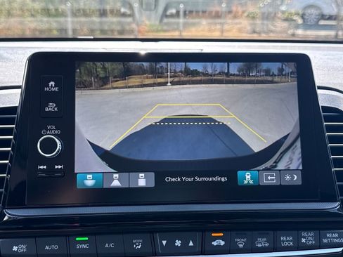 New 2026 Honda Odyssey Touring image 22