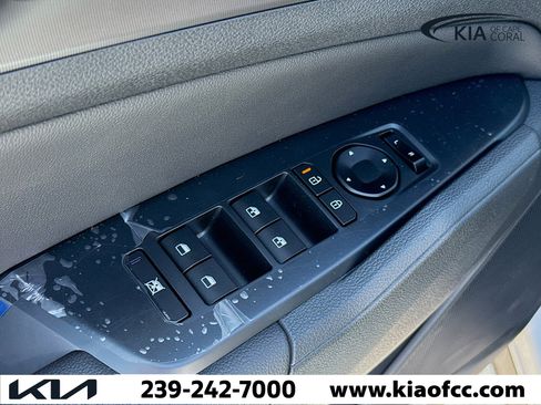 New 2026 Kia Sportage EX image 22