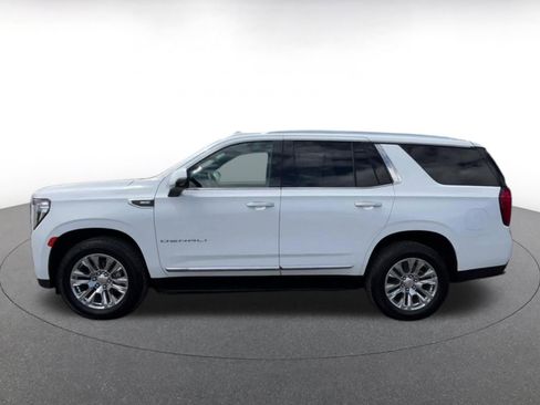 Used 2023 GMC Yukon Denali AWD/4WD image 9