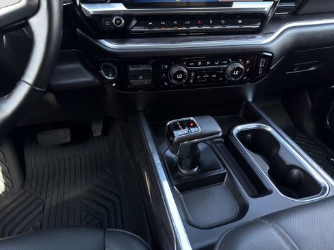 Used 2025 Chevrolet Silverado 1500 LTZ w/ LTZ Premium Package image 15