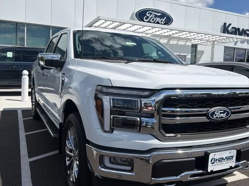Used 2024 Ford F150 Lariat w/ FX4 Off-Road Package AWD/4WD image 3