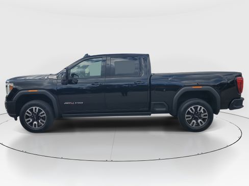 Used 2023 GMC Sierra 2500 AT4 w/ AT4 Preferred Package image 6
