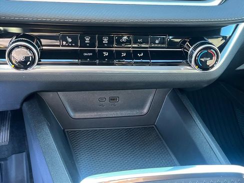 New 2026 Chevrolet Equinox LT w/ Midnight Edition image 12