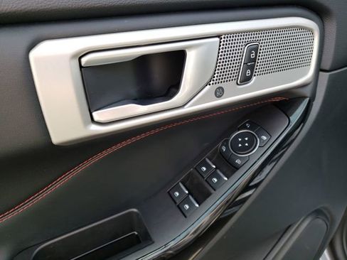 Used 2023 Ford Explorer ST-Line w/ Class IV Trailer Tow Package image 20