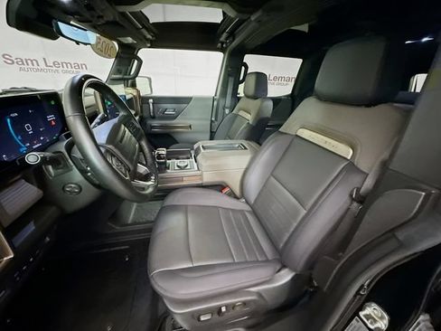 Used 2025 GMC Hummer EV 2X w/ LPO, Sport Package AWD/4WD image 23