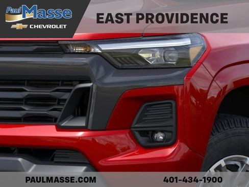 Certified 2024 Chevrolet Colorado LT w/ LT Convenience Package III image 10
