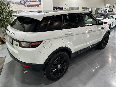 Used 2017 Land Rover Range Rover Evoque SE Premium AWD/4WD image 25