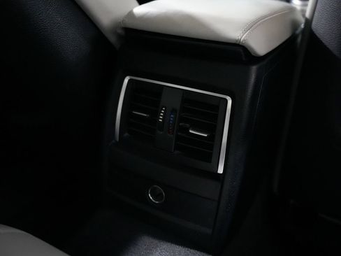 Used 2018 BMW M4 Coupe RWD image 28