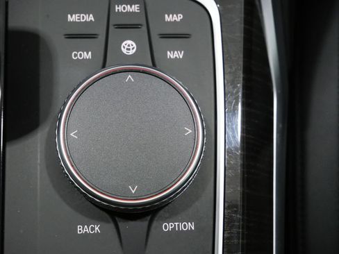 Used 2021 BMW 330e xDrive w/ Premium Package AWD/4WD image 21