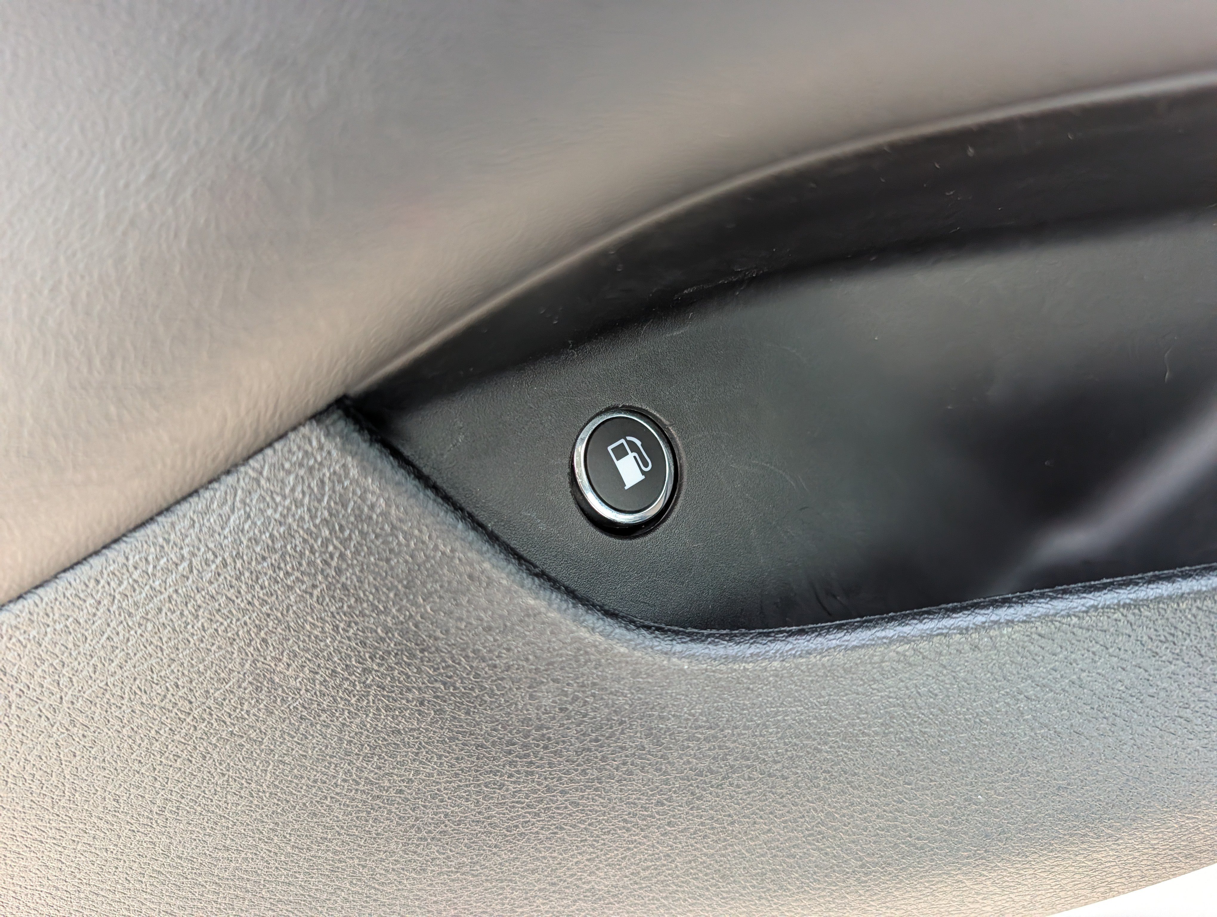 Used 2023 Chrysler Pacifica Touring-L FWD image 26