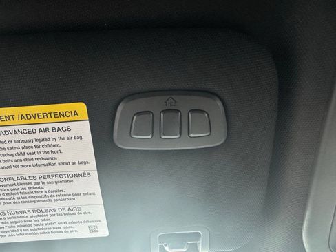 Used 2021 Ford Explorer ST image 29