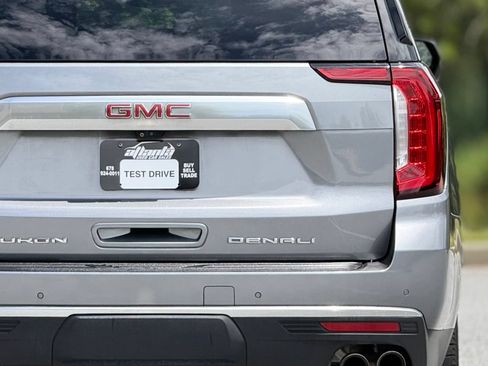 Used 2021 GMC Yukon XL Denali w/ Denali Ultimate Package AWD/4WD image 21
