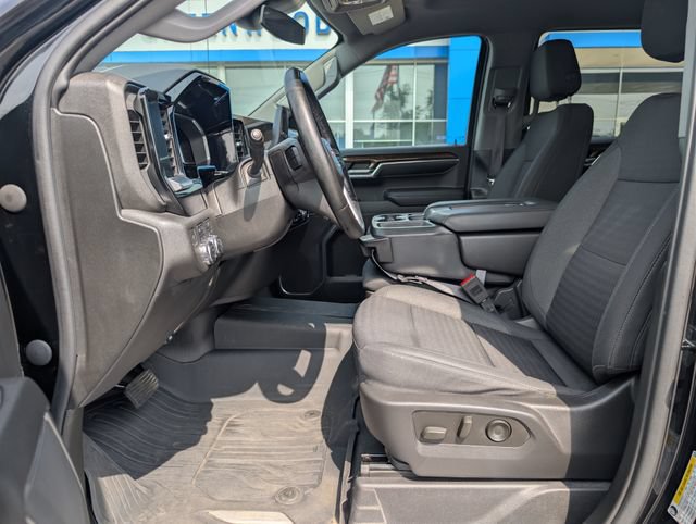 Used 2023 GMC Sierra 1500 Elevation w/ X31 Off-Road Package AWD/4WD image 10