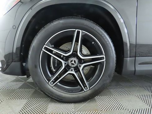 Certified 2025 Mercedes-Benz GLA 250 image 30