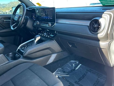 Used 2024 Chevrolet Colorado LT w/ LT Convenience Package II image 8